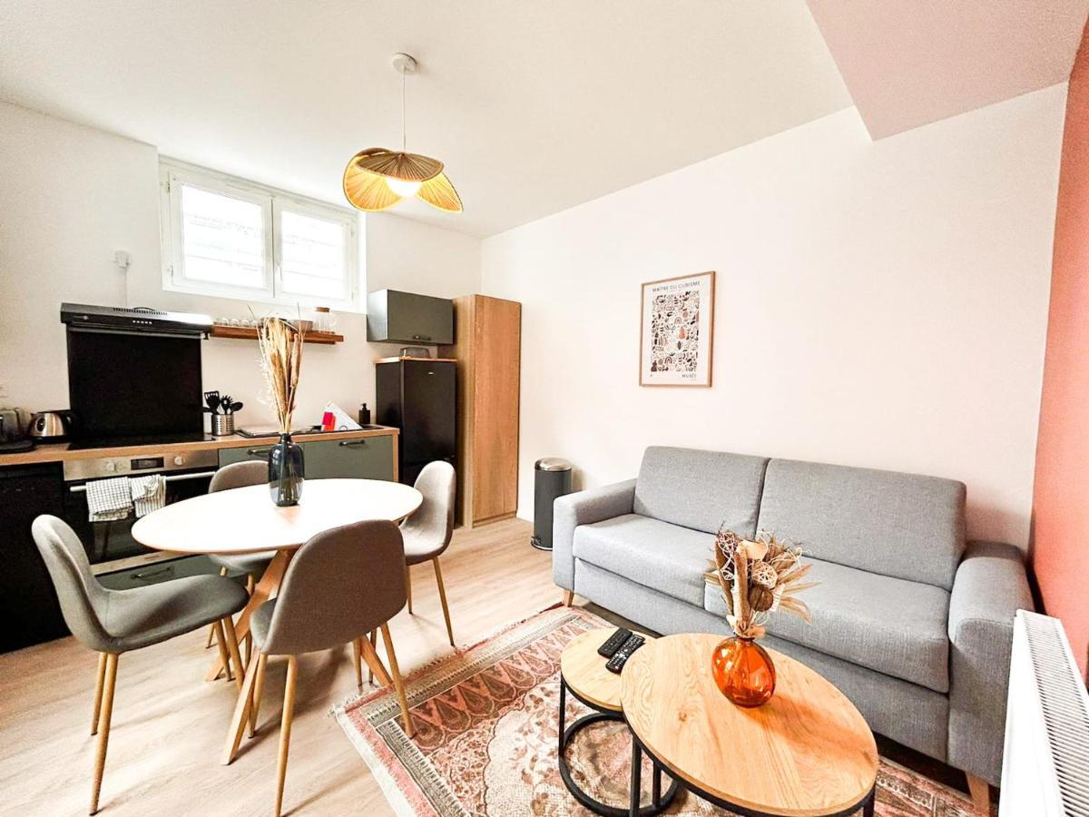 Cosy Perle - 2Ch - Quartier Des Halles & Parking Souterrain 波城 外观 照片